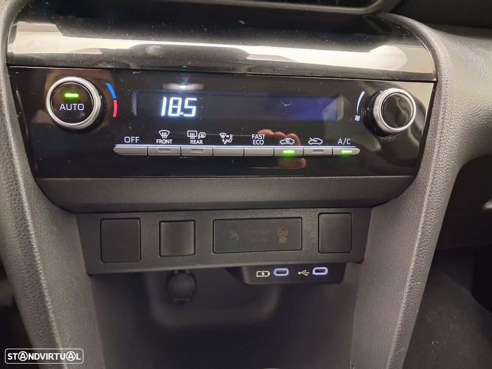 Toyota Yaris Cross 1.5 HDF Comfort Plus - 19