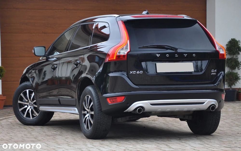 Volvo XC 60 D4 AWD Geartronic Summum - 5