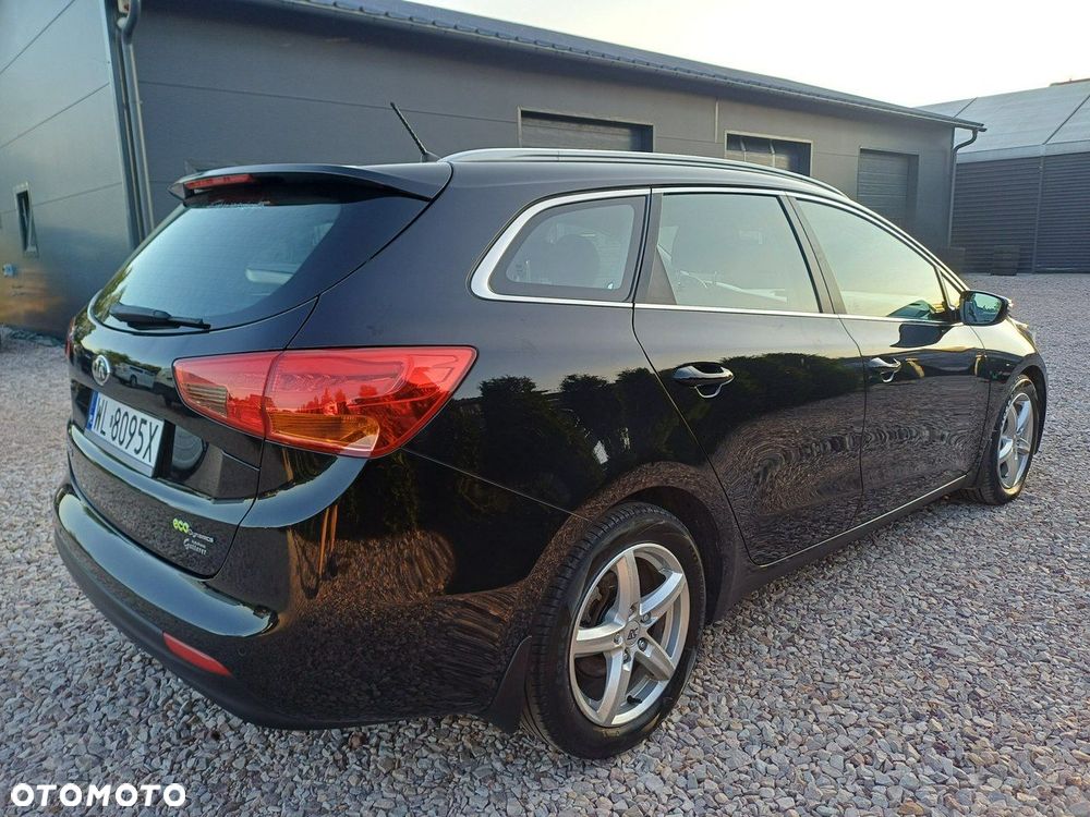 Kia Ceed - 7