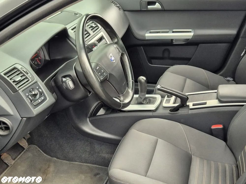 Volvo S40 - 12