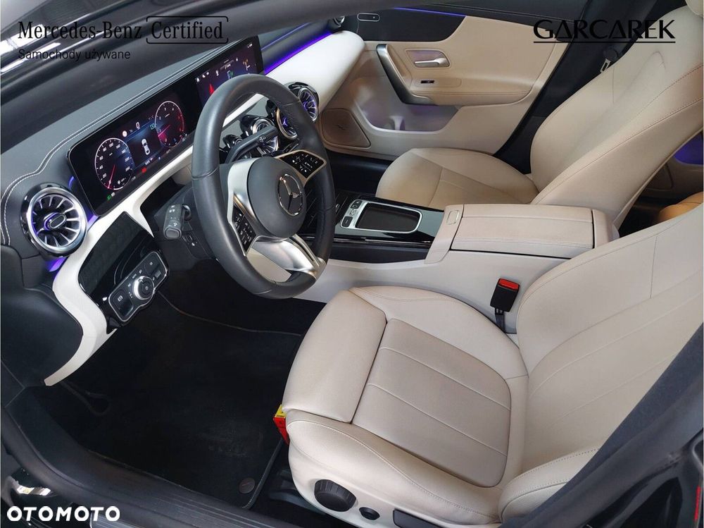 Mercedes-Benz CLA 200 d Progressive 8G-DCT - 23