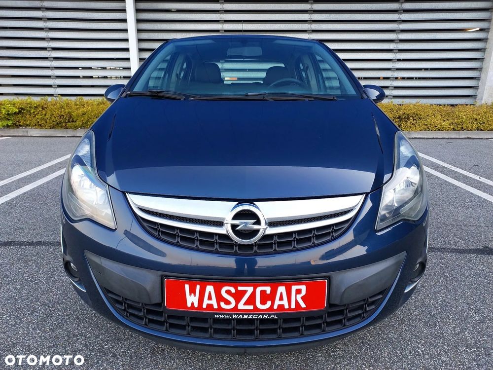 Opel Corsa 1.2 16V Cosmo - 12