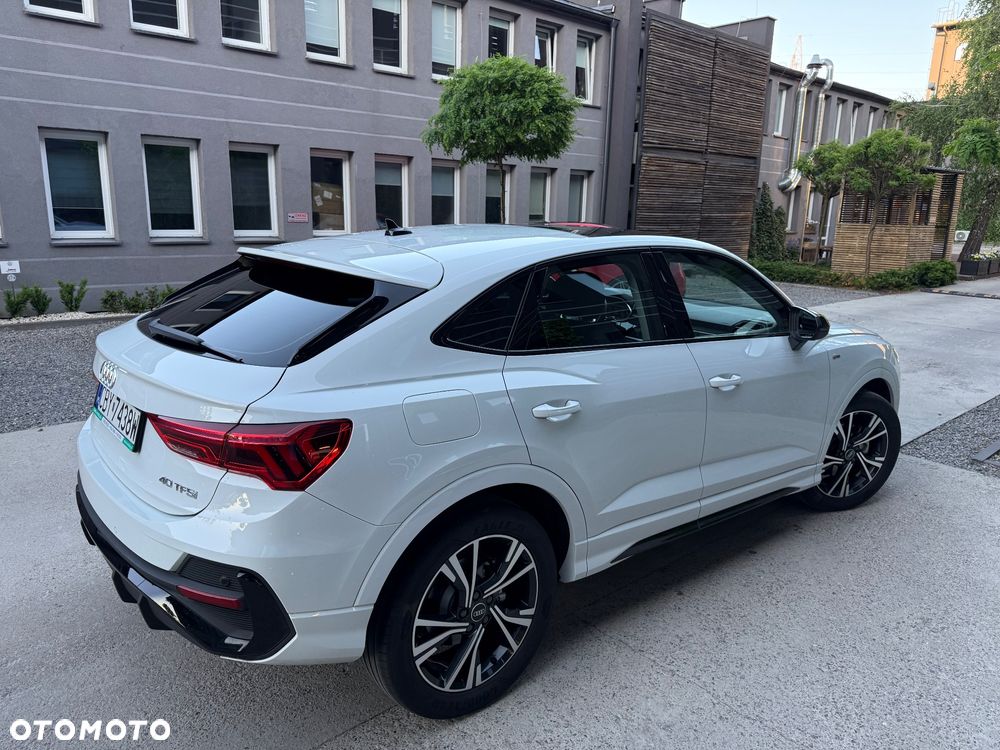 Audi Q3 Sportback 40 TFSI Quattro S-Line S tronic - 3