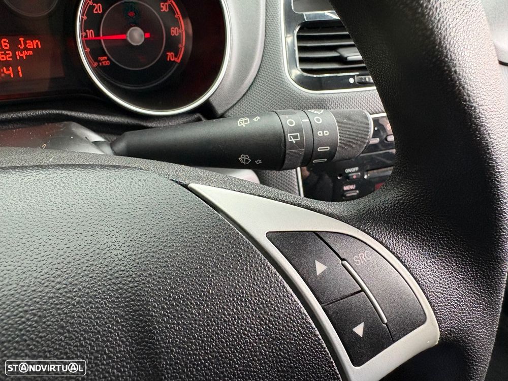 Fiat Grande Punto - 38