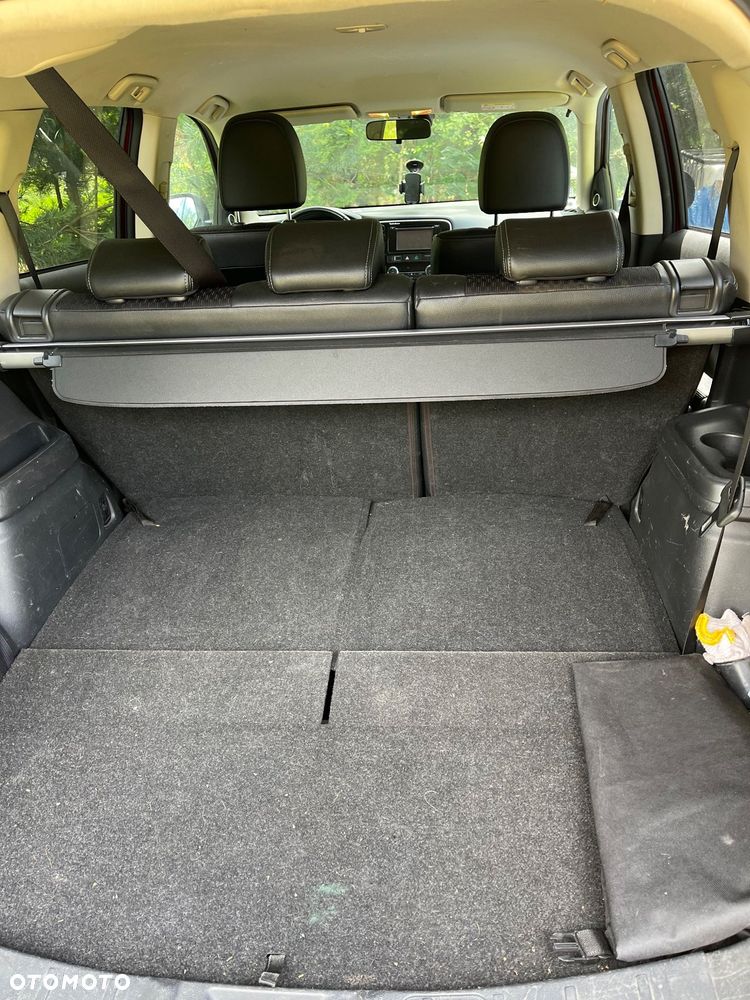 Mitsubishi Outlander 2.0 Intense + 4WD CVT - 10