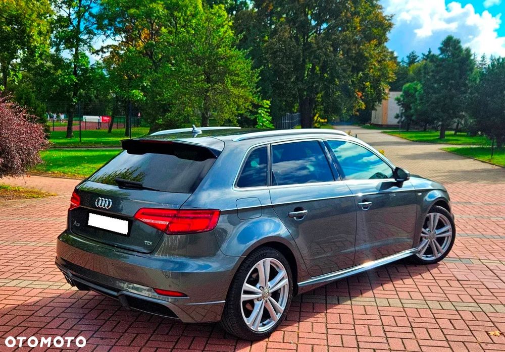 Audi A3 Sportback 2.0 TDI (clean diesel) S tronic S line Sportpaket - 9