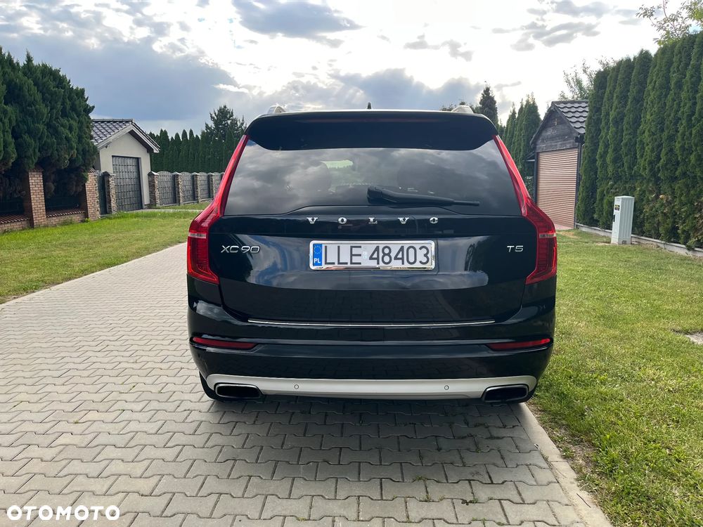 Volvo XC 90 T5 AWD Momentum - 4