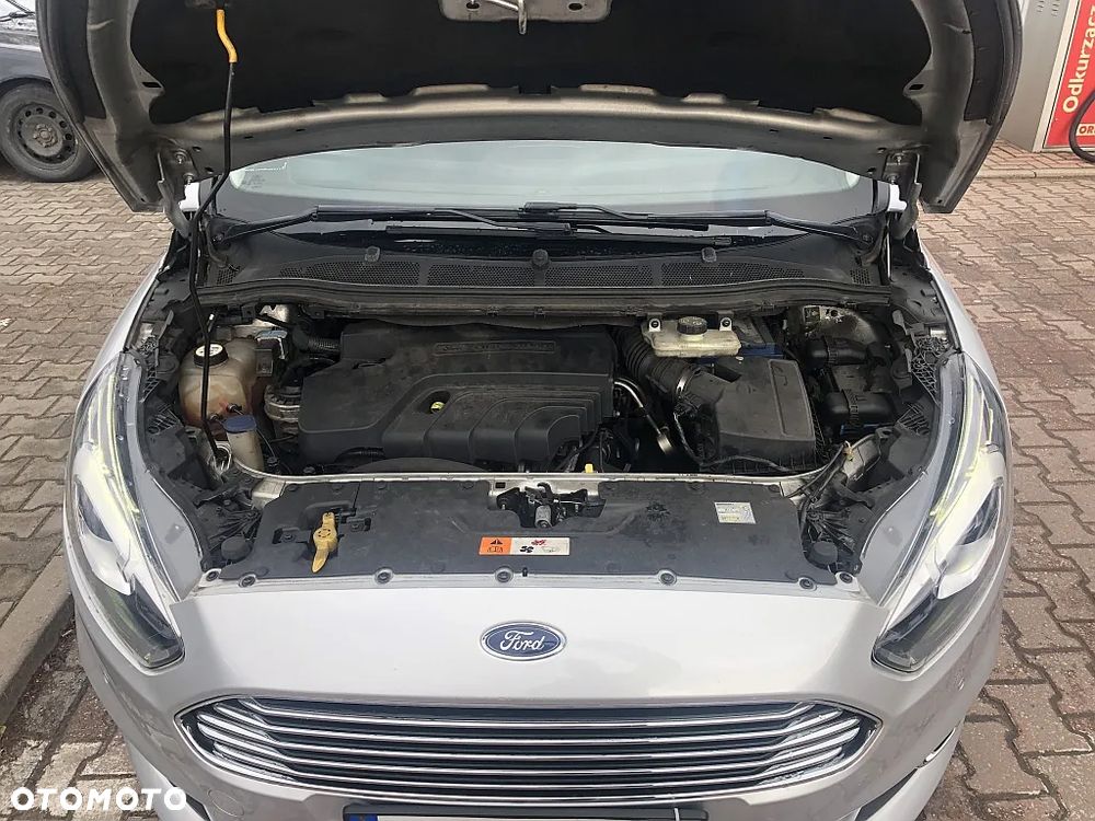 Ford S-Max 2.0 EcoBlue Titanium - 28