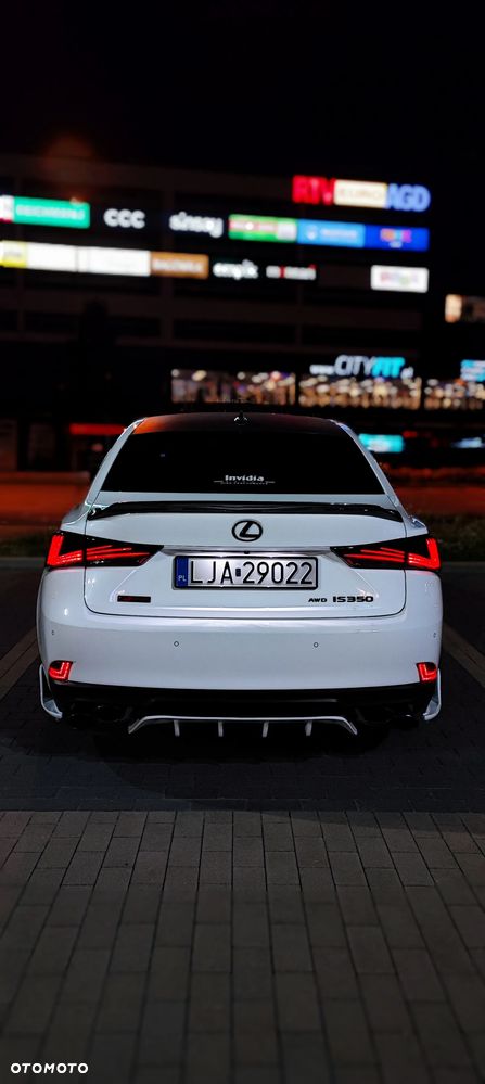 Lexus IS F Sport - 18