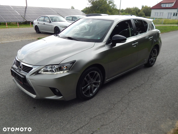 Lexus CT 200h Limited Edition
