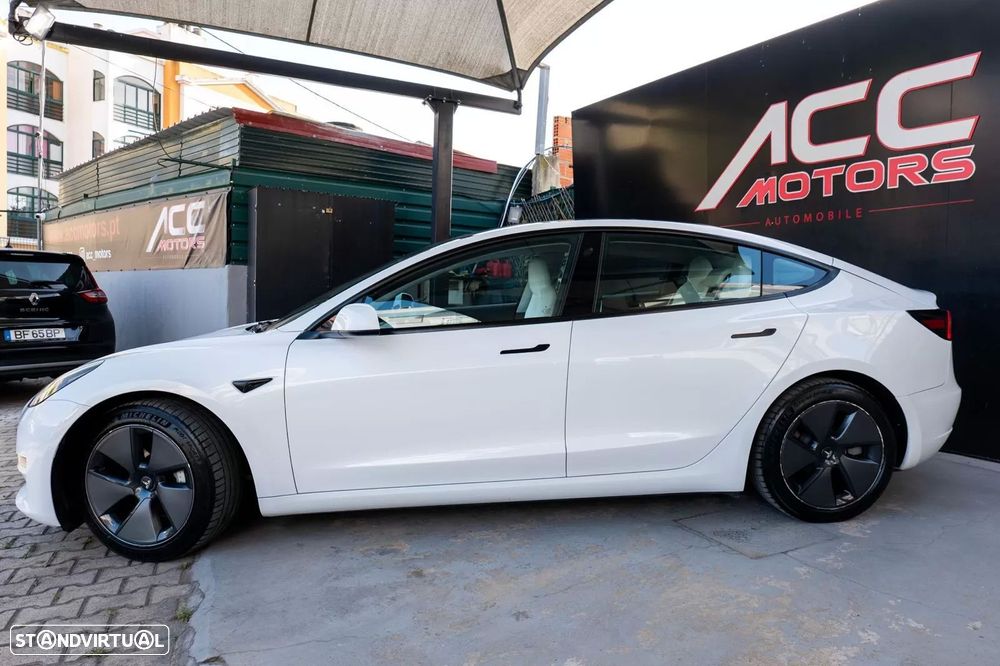 Tesla Model 3 - 49