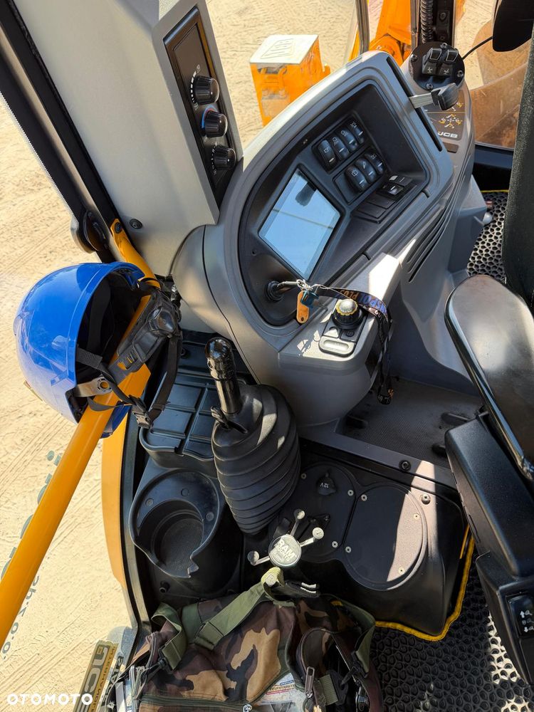 JCB 3CX ACE - 5