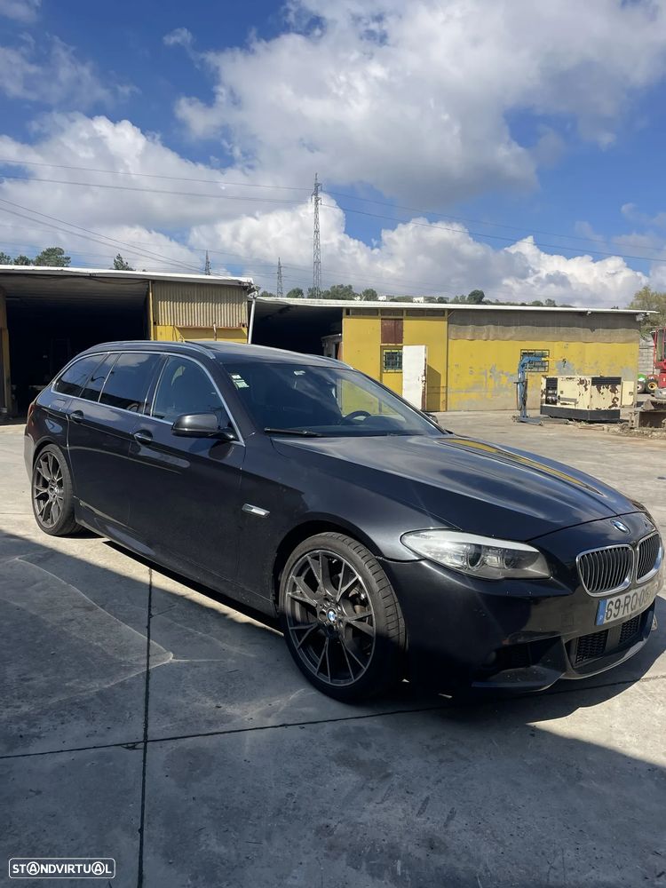 BMW 520 d Pack M Auto foto 3