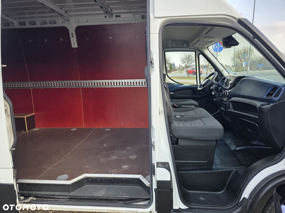 Iveco 35s14 MAXI - 17