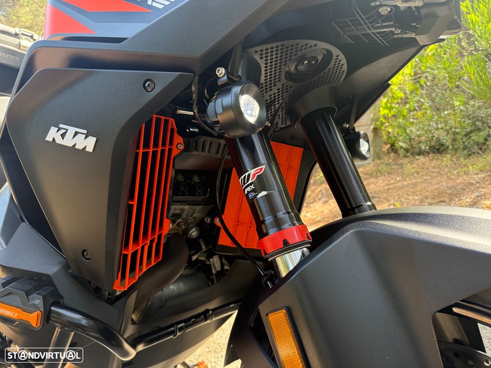 KTM 1290 Super Adventure S - 23