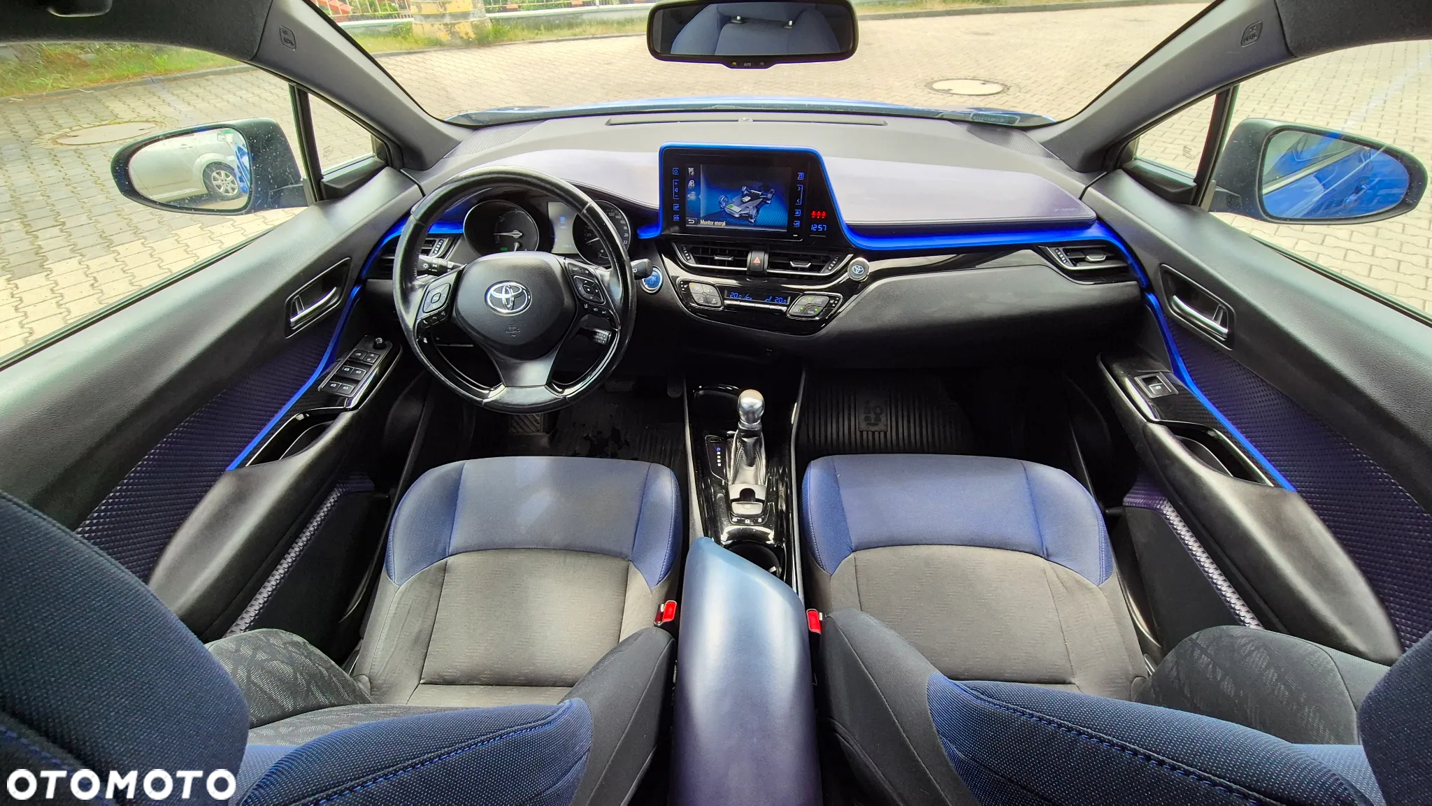Toyota C-HR 1.8 Hybrid Dynamic - 16