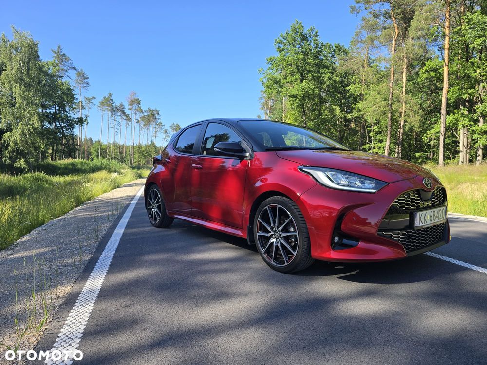 Toyota Yaris Hybrid 1.5 GR Sport - 6