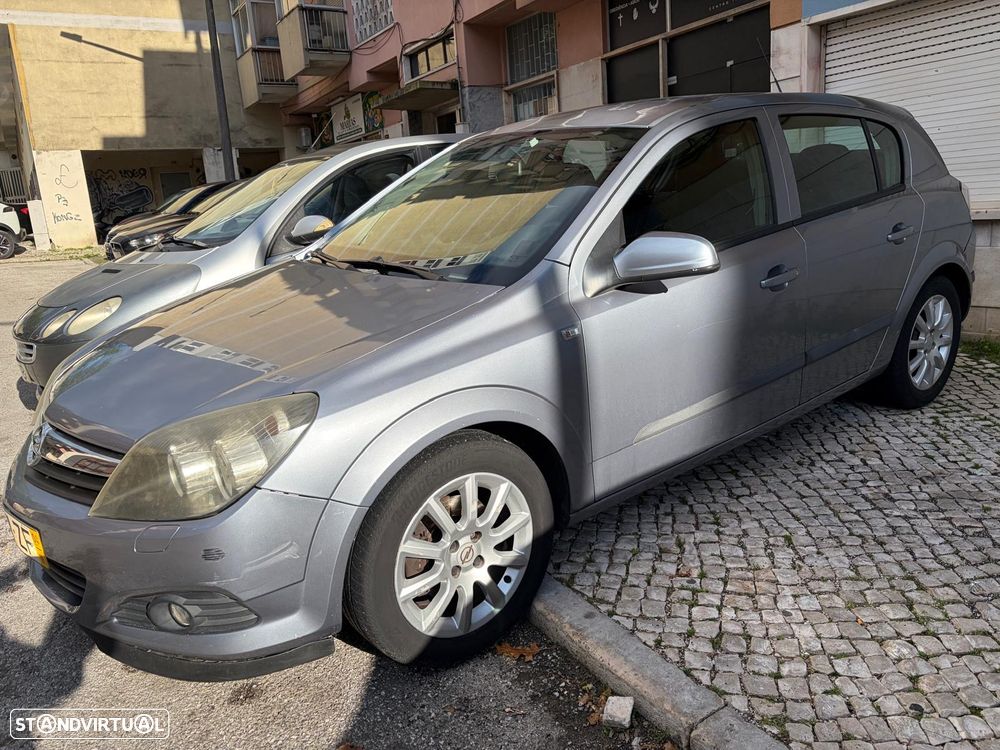 Opel Astra 1.4 Cosmo - 4