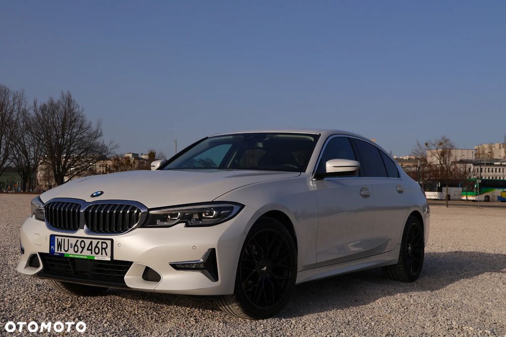 BMW Seria 3 320d xDrive Luxury Line - 1