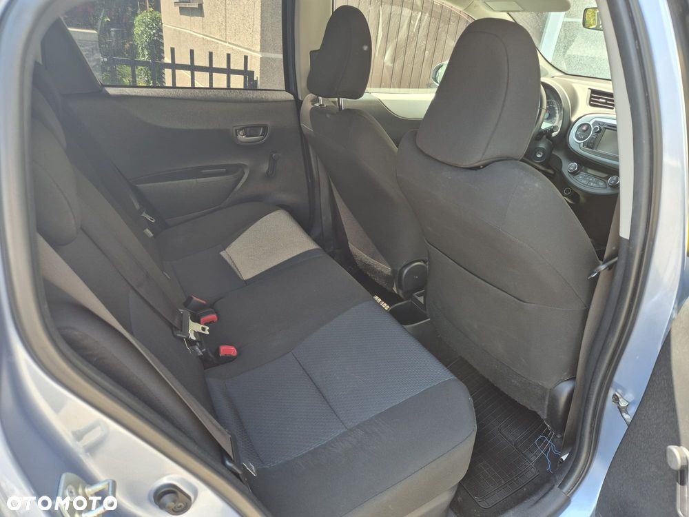 Toyota Yaris ver-1-5-vvt--i-comfort - 8