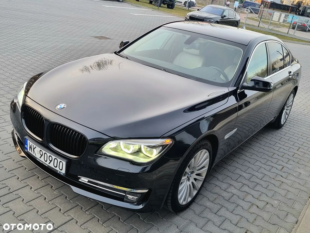 BMW Seria 7 740d xDrive - 10
