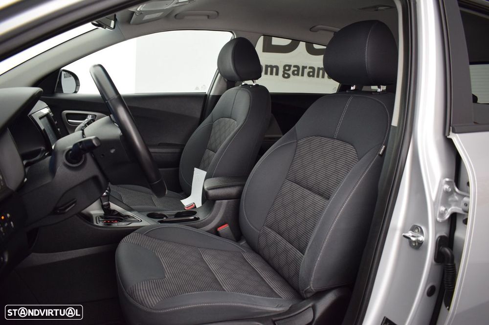 Kia Niro 1.6 GDi PHEV EX - 24