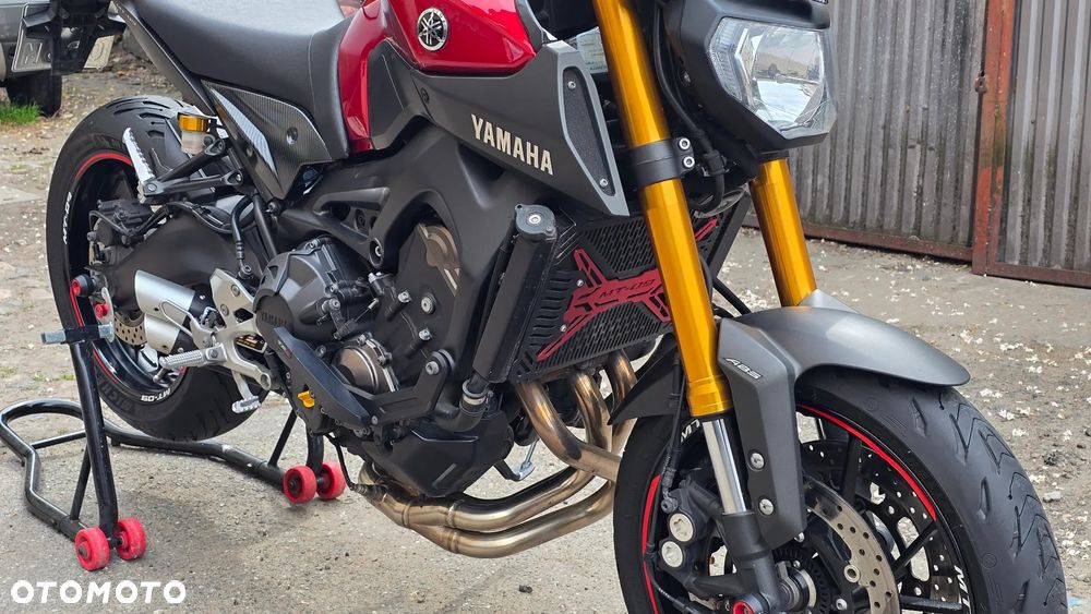 Yamaha MT - 8