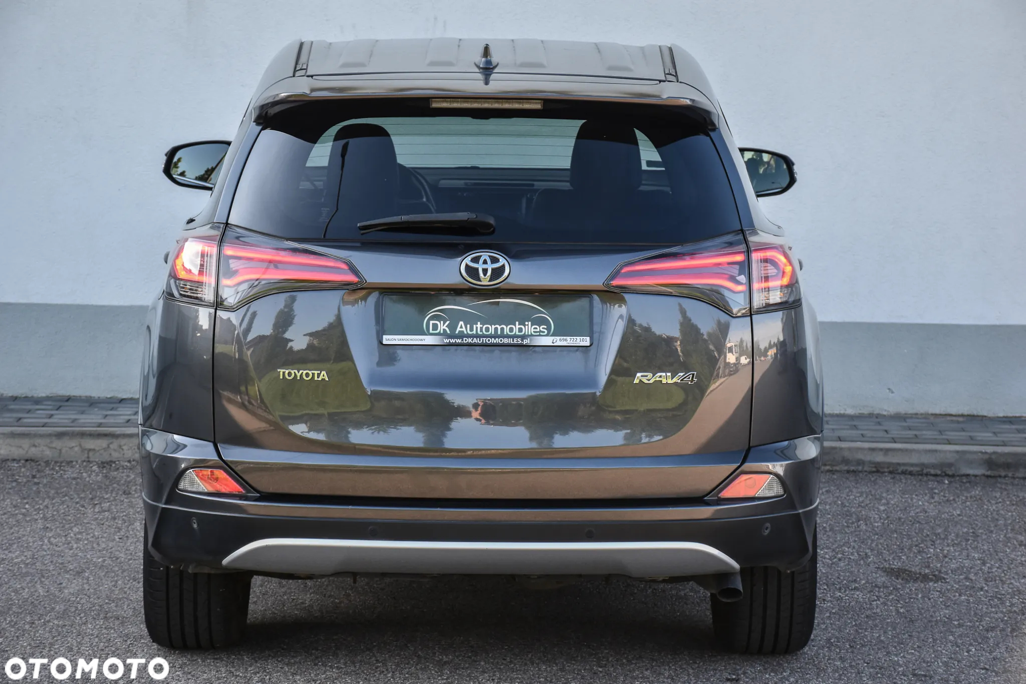 Toyota RAV4 2.0 D-4D Premium 4x2 - 6
