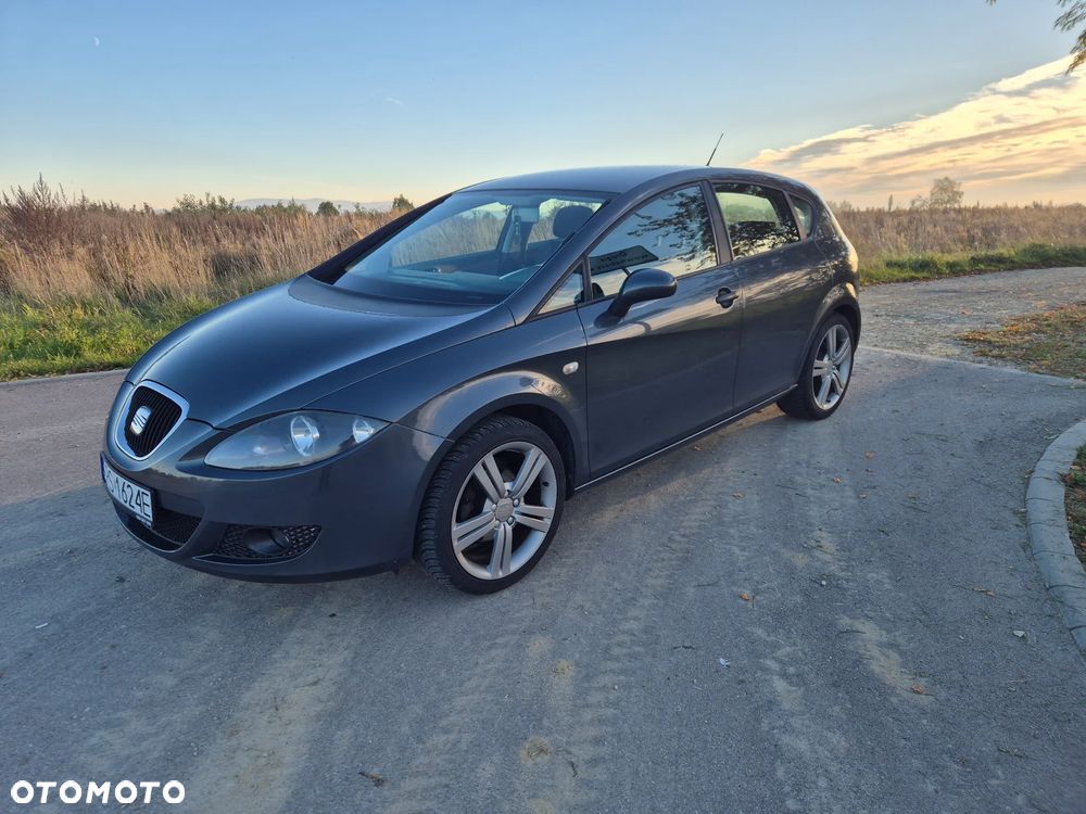 Seat Leon 2008 photo 2