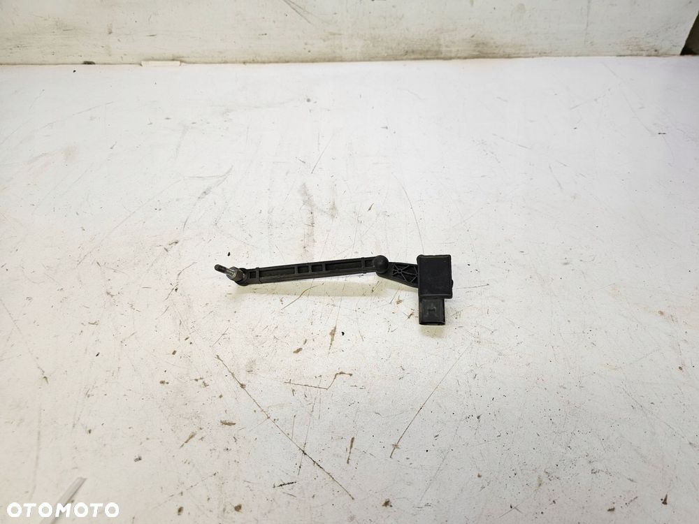 CZUJNIK POZIOMOWANIA ŚWIATEŁ AUDI A6 C8 4K0907504 - 1