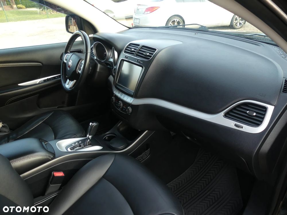 Fiat Freemont 2.0 Multijet 16V DPF Automatik Allrad Black Code - 13