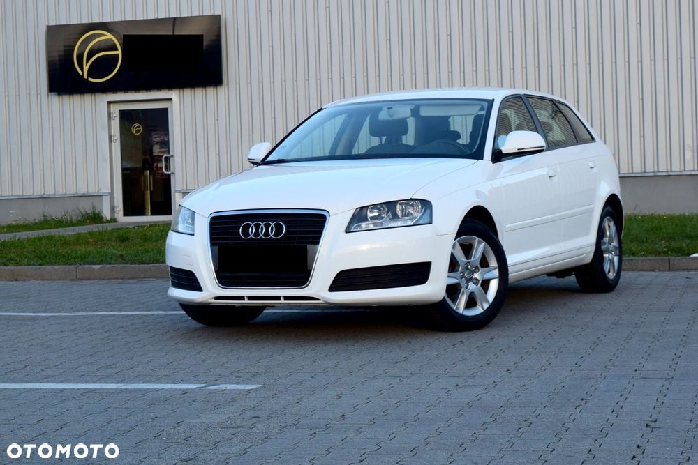 Audi A3 Sportback 1.6 Ambiente - 6