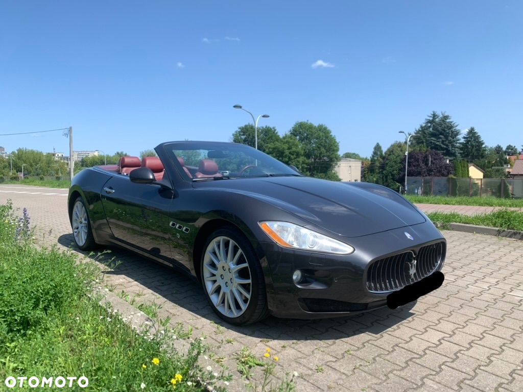 Maserati GranCabrio - 16