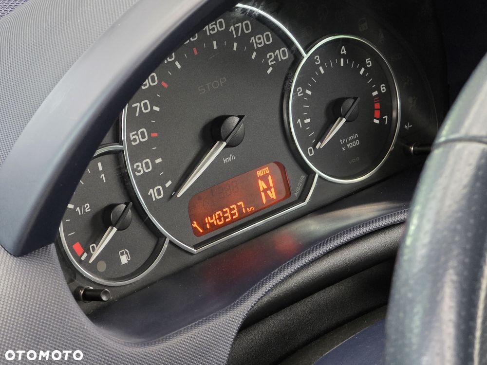 Peugeot 1007 1.6 Trendy 2-Tronic - 34