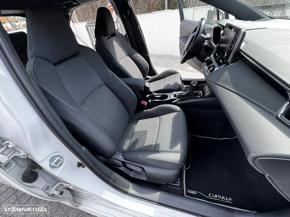 Toyota Corolla 1.8 Hybrid Comfort - 14