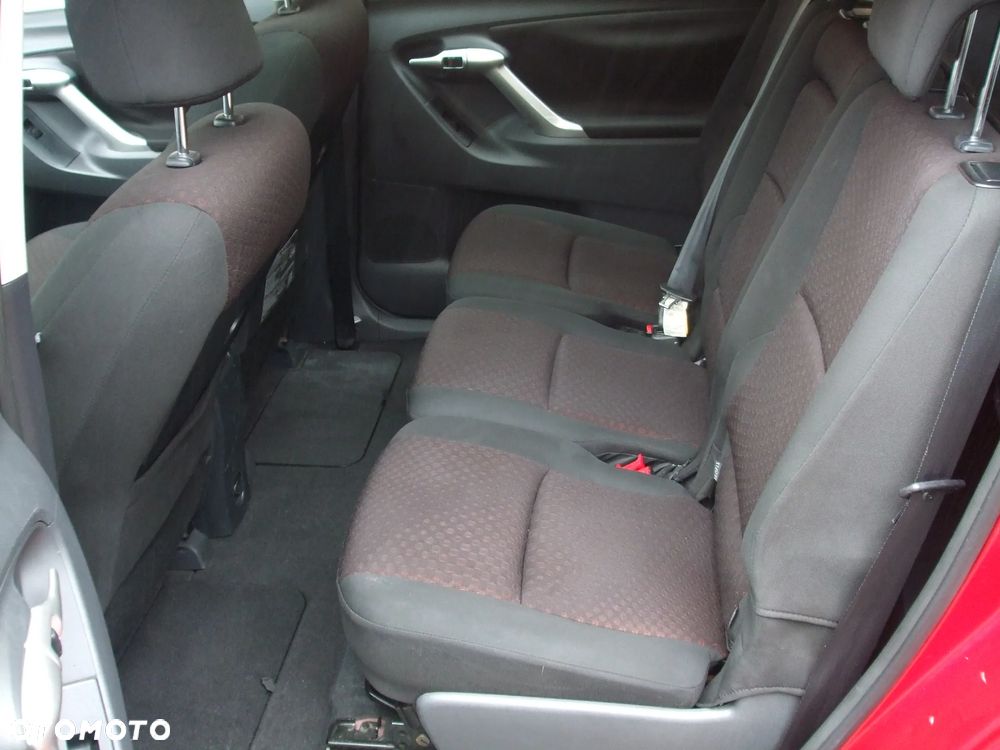 Toyota Corolla Verso - 16