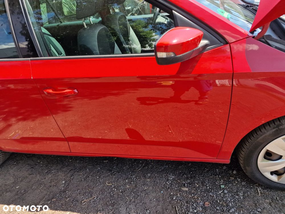 Drzwi  prawy  przód  skoda  Fabia  III  w  kolorze  LF3K - 1