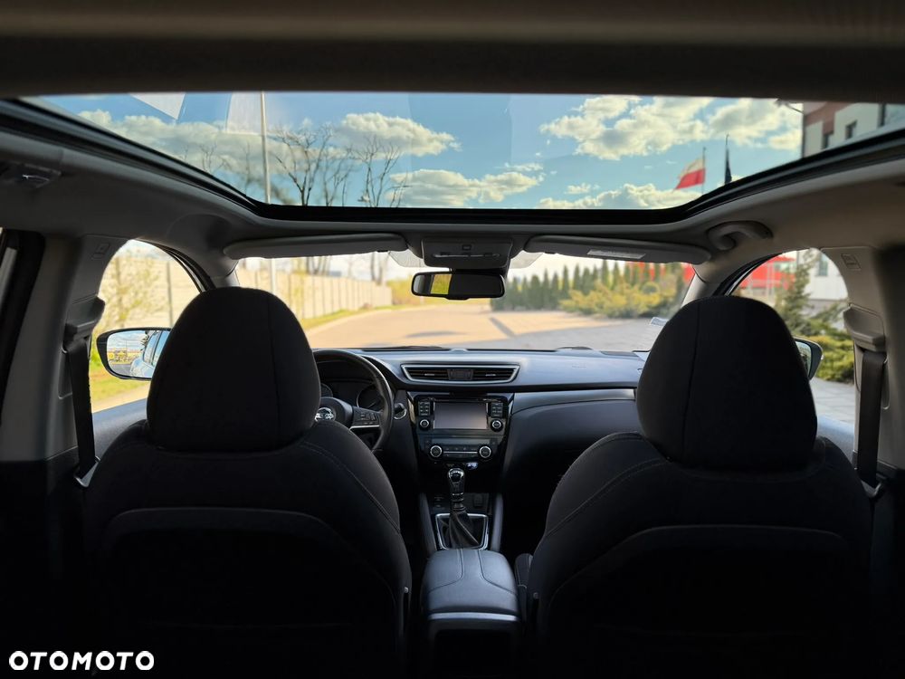 Nissan Qashqai 1.3 DIG-T N-Connecta - 22