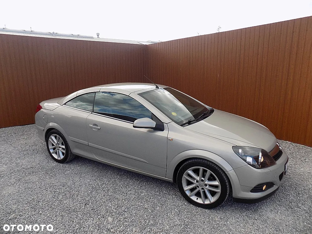 Opel Astra 1.6 Cosmo - 26