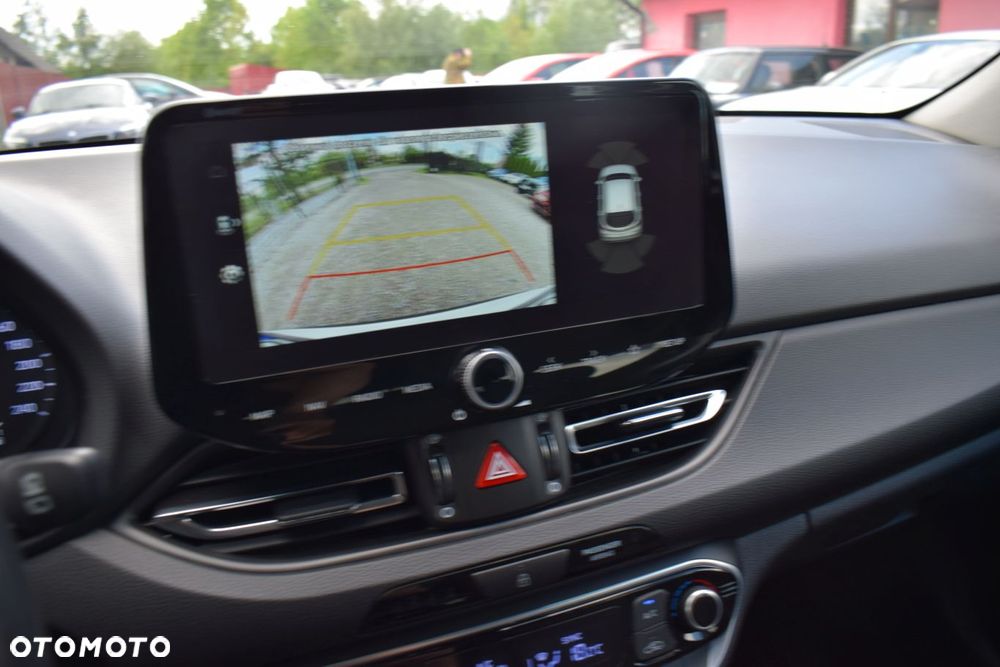 Hyundai i30 1.5 T-GDI 48V-Hybrid DCT Prime - 9