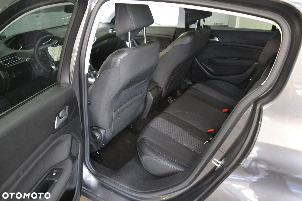 Peugeot 308 - 27