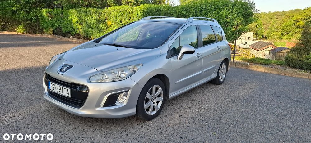 Peugeot 308 - 1