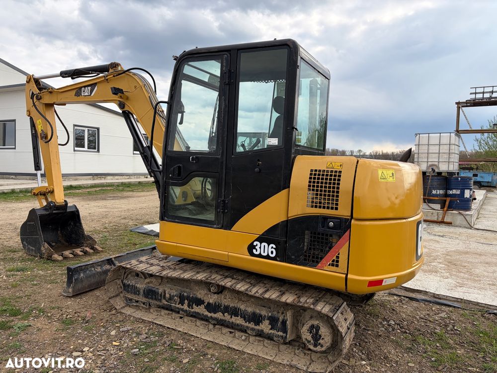 Caterpillar 306 - 3