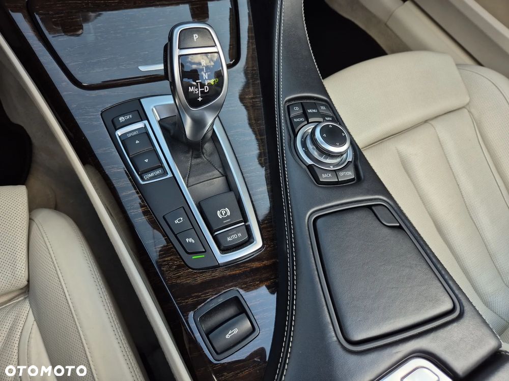 BMW Seria 6 650i - 15