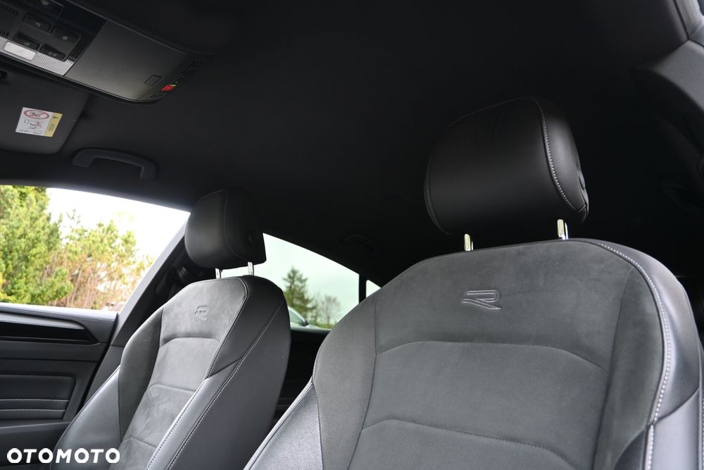 Volkswagen Arteon 2.0 TDI SCR DSG R-Line - 32