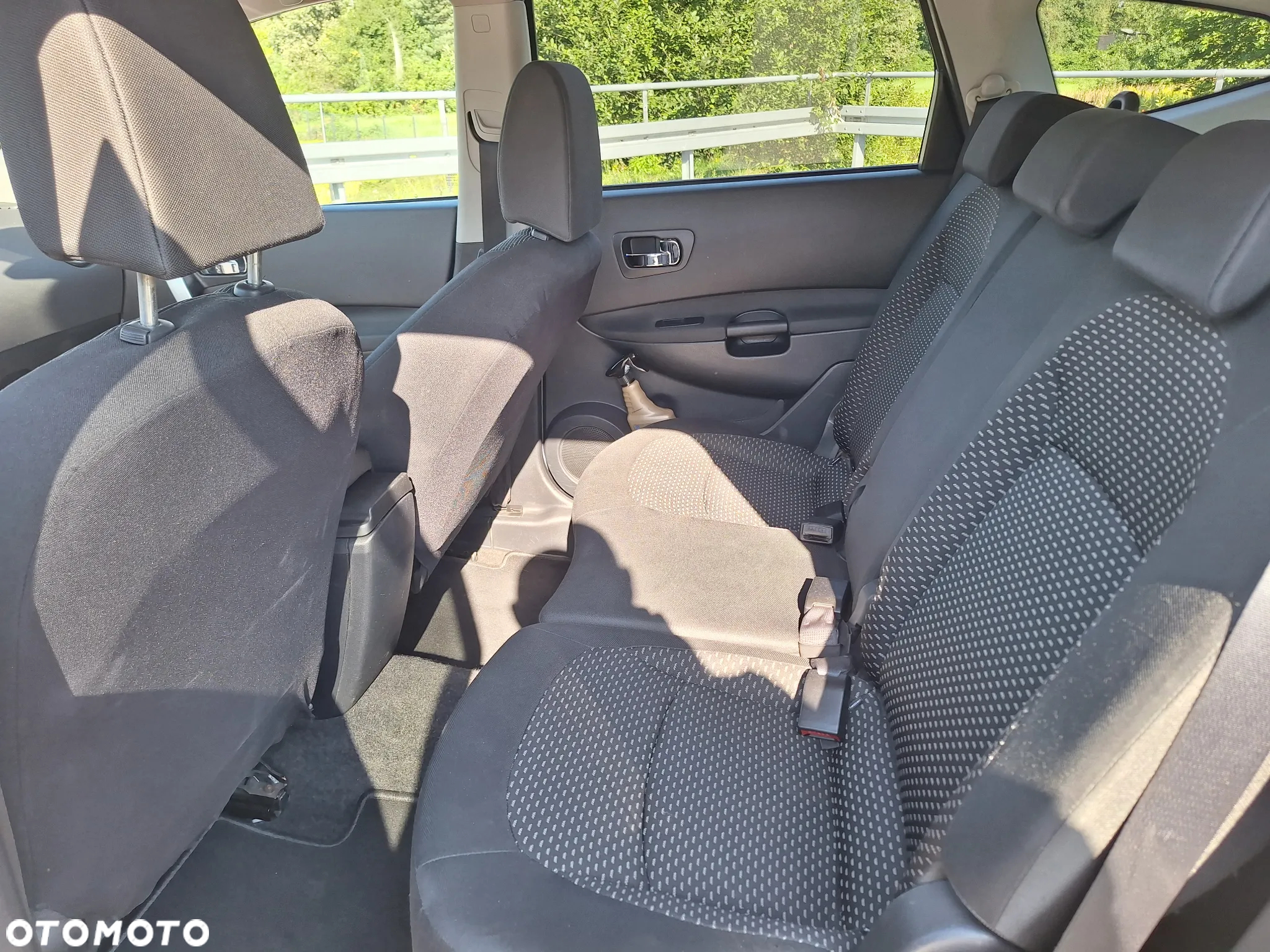 Nissan Qashqai+2 2.0 Acenta - 10
