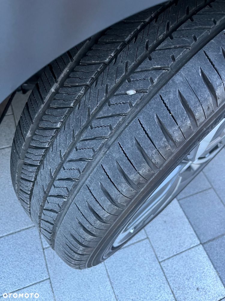 Hyundai Kona 1.6 T-GDI Premium DCT - 39