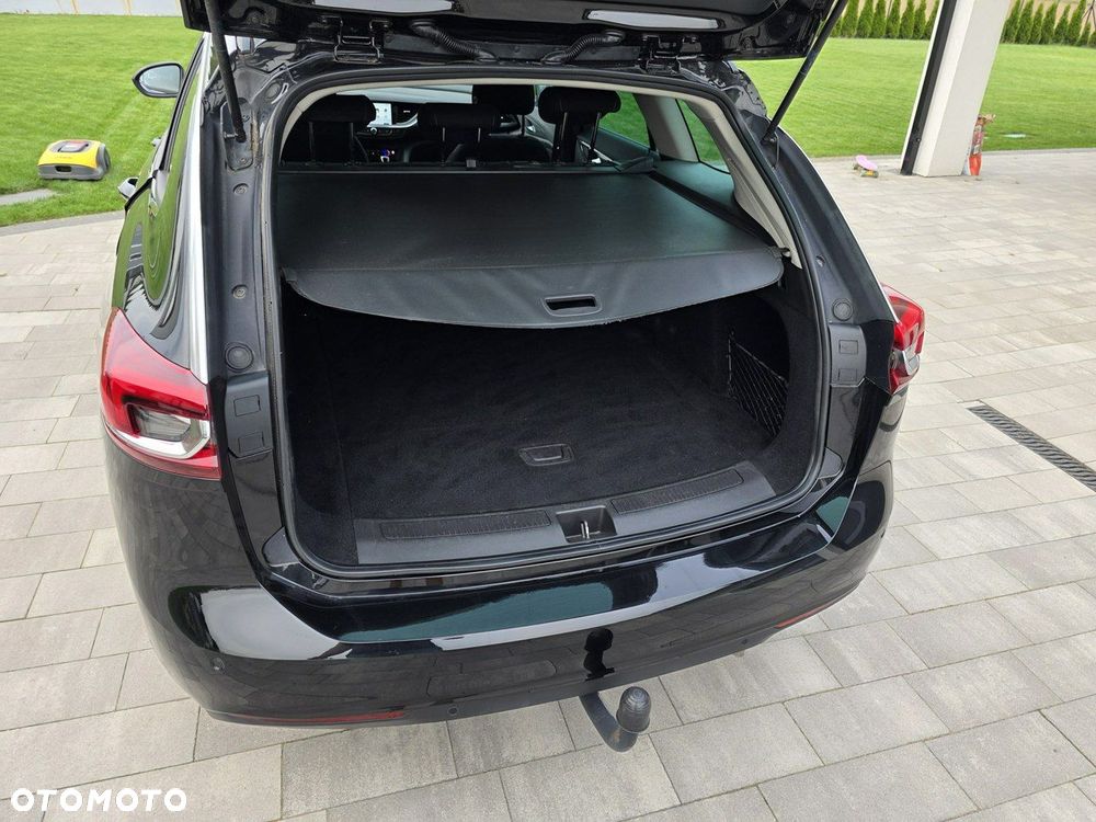 Opel Insignia - 8