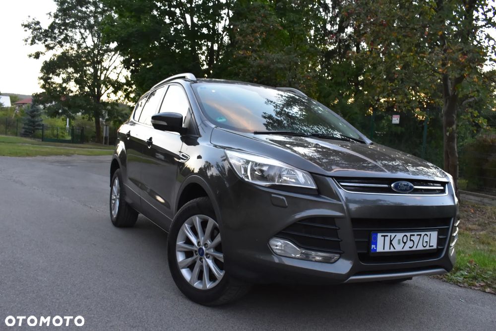 Ford Kuga 1.5 EcoBoost 2x4 Titanium - 9