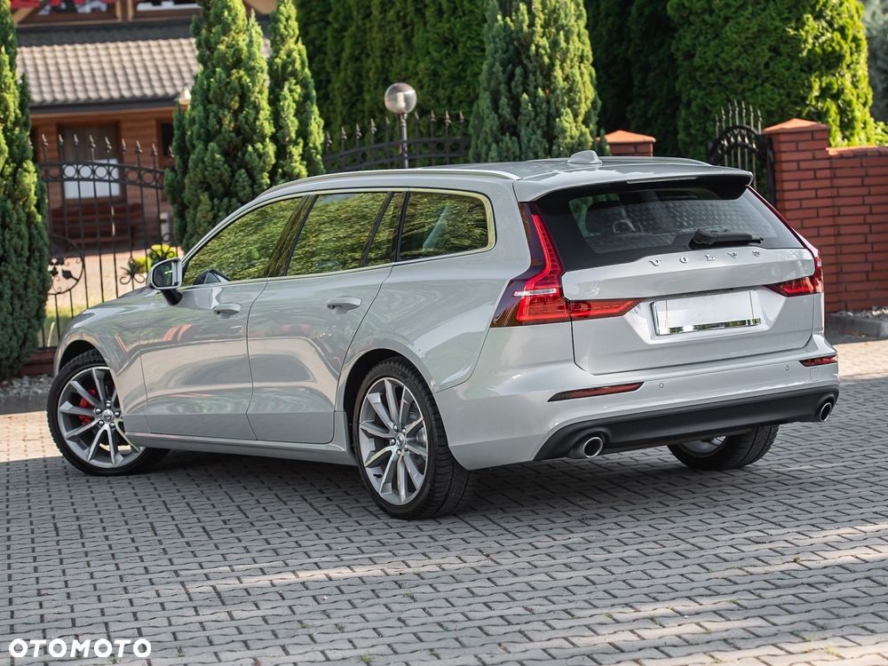 Volvo V60 D4 AWD Geartronic Momentum - 10